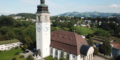 Der Gottestdienst mit Matinee findet um 10 Uhr in der Evangelischen Kirche Heiligkreuz statt
