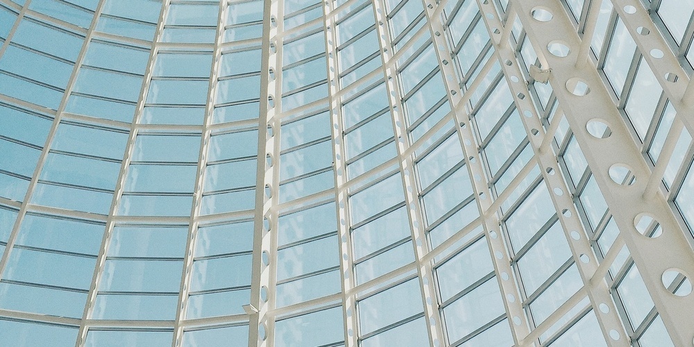Diese Fenster sollen in der Ukraine verbaut werden.