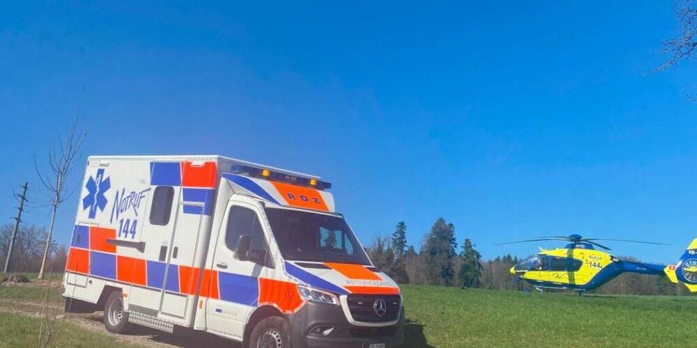 Wegen des Reitunfalls rückten der Rettungsdienst Zug und die Alpine Air Ambulance aus.