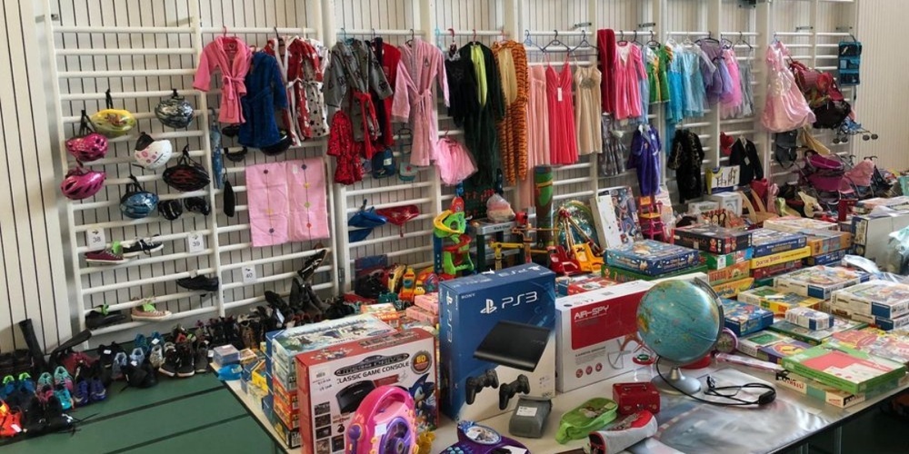 Der Frauenverein nimmt gut erhaltene und saubere Kinderartikel entgegen.