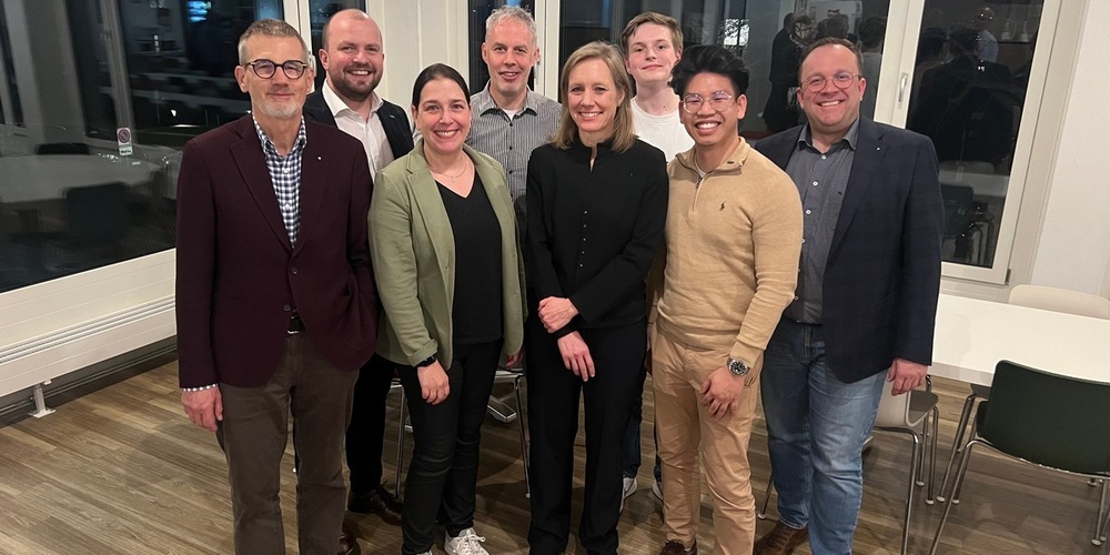 Die neugewählten, bisherigen und verabschiedeten Mitglieder der Parteileitung: Philip Mosimann (verabschiedet), Oskar Seger (verabschiedet), Nadia Garobbio-Campi  (Vizepräsidentin, neu), Raphael Lüchinger (Umweltfreisinnige, bisher), Liliane Kobler (Parteipräsidentin, neu), Olivier Kreutzer (Jungfreisinnige, bisher), Quoc-Vinh Truong (neu), Felix  Keller (Fraktionspräsident, bisher)