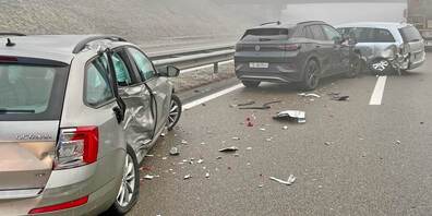 Wegen Glatteis kam es Ende Januar auf der Autobahn A7 bei Kemmental zu sieben Verkehrsunfällen mit 20 Fahrzeugen.