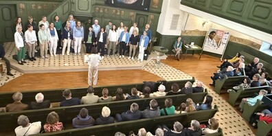 In der gut besetzten Kirche Haldenbüel erlebte das Publikum einen unterhaltsamen Konzertabend mit vielfältiger Musik.