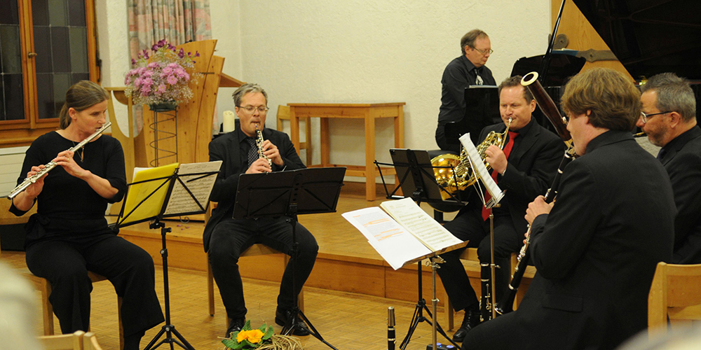 Das Bläserensemble Primavera feiert das 30-jährige Bestehen. Von links: Katja Marty Knobel (Flöte), Christoph Bürgi (Oboe), Stefan Zindel (Flügel), Heiner Wanner (Horn), Roland Bamert (Fagott), und Martin Winiger (Klarinette).