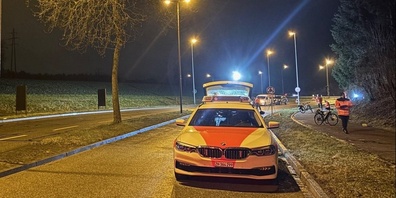 Unfallaufnahme nach der Kollision zwischen zwei Radfahrerinnen in Dielsdorf.