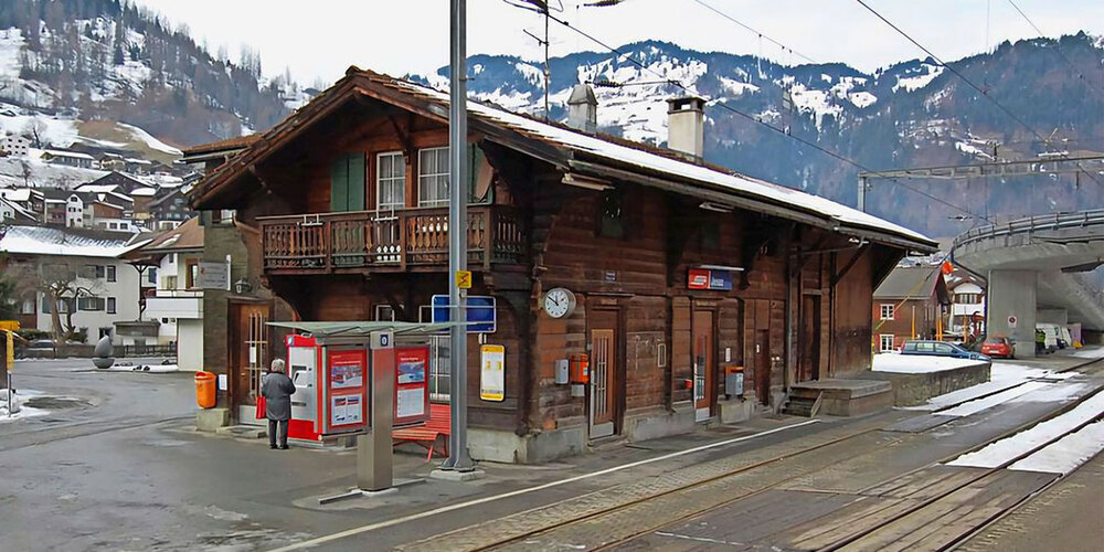 Bahnhof Jenaz – Blick Richtung Landquart.