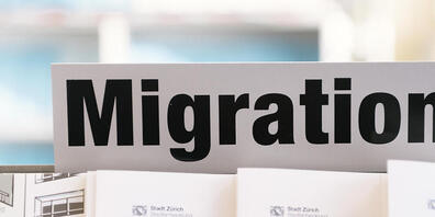 Die Stadt Zürich will ausländischen Sozialhilfebezügern helfen. Um ihnen ein faires Verfahren bei drohenden ausländerrechtlichen Massnahmen zu ermöglichen, finanziert sie eine Rechtsberatung. (Symbolbild)