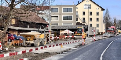 Baustelle Holzwiesstrasse: Verlängerte Bauzeit, immer noch nicht beidseitig befahrbar und keine Information