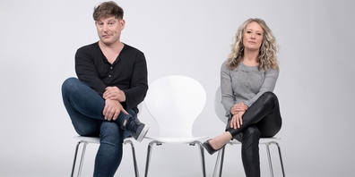 «Bröckelmann und Bröckelfrau» mit David Bröckelmann (l.) und Salomé Jantz präsentieren ihr neues Comedyprogramm «Warten».