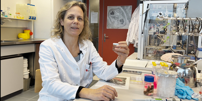 Empa-Forscherin Tina Bürki im Labor