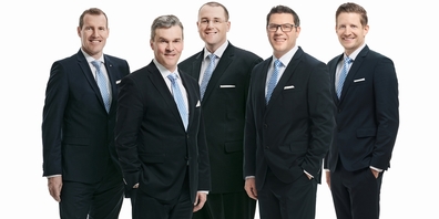 Die Geschäftsleitung der Alpha Rheintal Bank, von links: Roland Bartholet (Leiter Private Banking), Reto Monsch (Vorsitzender), Andreas Reis (Leiter Services), Mike Düsel (Leiter Firmenkunden) und Sandro Bischof (Leiter Privatkunden)