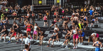 Die Zuschauer erleben hautnah mit, wie sich die Teilnehmer ans Limit bringen