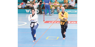 Poomsae (Formenlauf): Für jeden Grad muss eine Poomsae-Prüfung vorgeführt werden.