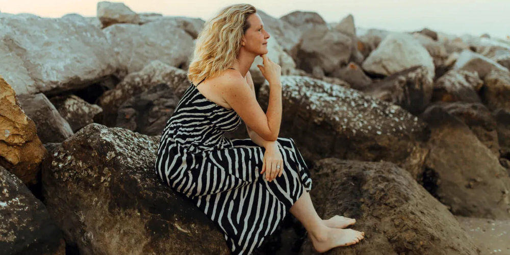 Sara Müller kämpfte jahrelang gegen Panikattacken und fand die Lösung in der Verbindung von Psyche, Darm und Ernährung.