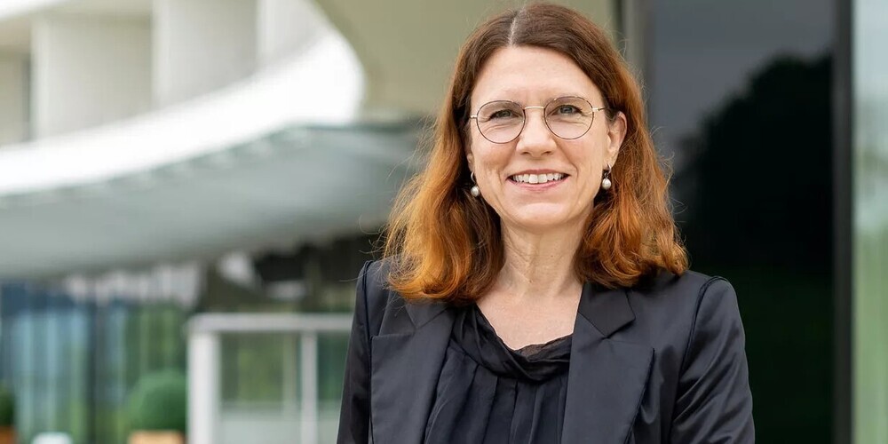 Dr. med. Doris Straus