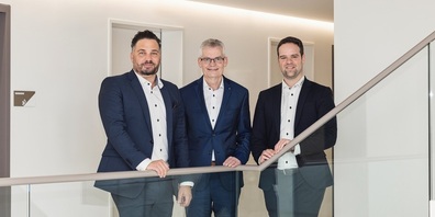 Im Bild v.l.: Patrick Schiegg (Stv. Vorsitzender der Geschäftsleitung), Adrian Müller (Mitglied der Geschäftsleitung) und Andreas Mäder ( Vorsitzender der Geschäftsleitung).