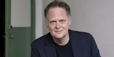 Thomas Strässle ist Literaturwissenschaftler, Autor und Flötist