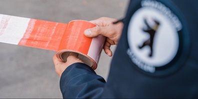 Mitarbeitende der Stadtpolizei St.Gallen sperrten den betroffenen Bereich ab. (Symbolbild)