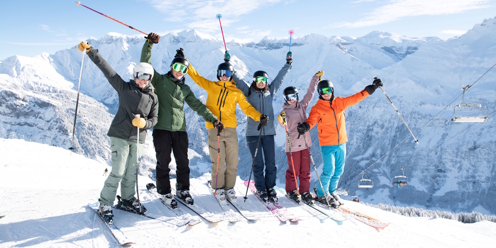 Das Schneesport-Gebiet Elm wartet am Samstag mit traumhaften Pisten sowie einem Skirennen eigens für Fasnachtsbegeisterte auf.