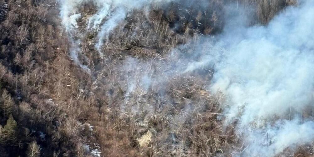 Der Flurbrand in der Gemeinde Valsott im Unterengadin hielt Einsatzkräfte aus Graubünden und Österreich auf Trab.