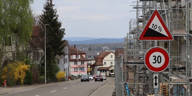 Viel Verkehr an der Bergstrasse in Kreuzlingen.