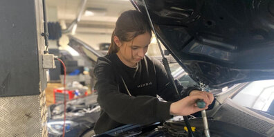 Sophia möchte Automechatronikerin werden.