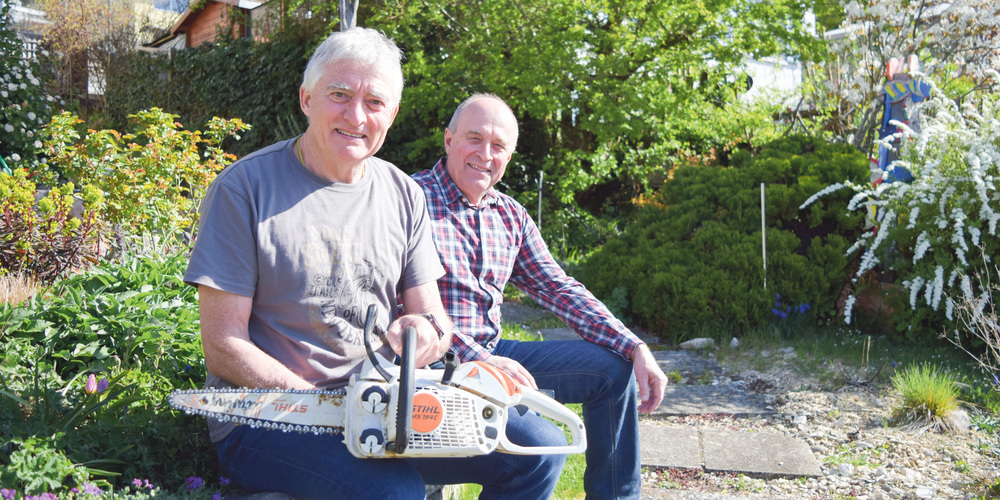 Zwei Pensionäre mit grosser Vision: Ernst Künzi (l.) und Gustav Arnold sind die Initiatoren eines grenzüberschreitenden Skulpturenwegs.
