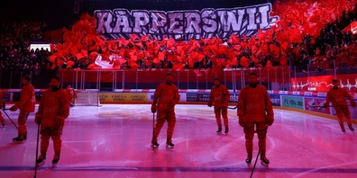 «Alli in Rot – mit Härzbluet däbii».
