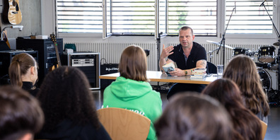 Der deutsche Jugendbuchautor Daniel Höra begeistert auch dieses Jahr Schüler der Oberstufe im Rahmen von «Literatur aus erster Hand Ostschweiz»