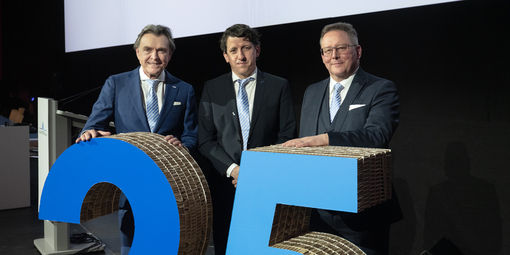 Die ehemalige und neue Führungscrew im Verwaltungsrat (v.l.n.r.): Stefan Frei,  ehemaliger VR-Präsident, Peter Hongler, neuer Verwaltungsrat, und Michael  Schöbi, neu gewählter VR-Präsident