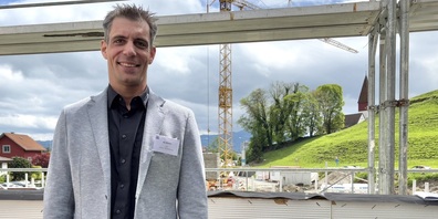 Joe Blättler, Geschäftsführer von Blättler Holzbau, verantwortlich für die Atrium-Häuser