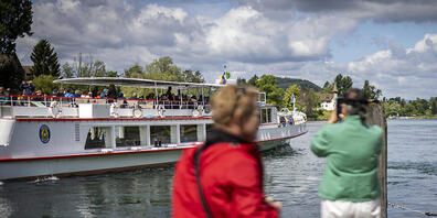Die Schiffe der Schifffahrtsgesellschaft Untersee und Rhein (URh) verkehren ab 1. Mai vorerst nur von Schaffhausen bis Diessenhofen. (Symbolbild)
