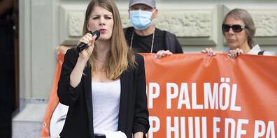 Das Referendum gegen das Wirtschaftsabkommen mit Indonesien ist formell zu Stande gekommen. (Ronja Jansen, Präsidentin der JUSO bei der Einreichung des Referendums "Stop Palmöl" am 22. Juni 2020 in Bern)