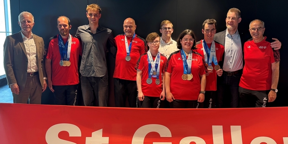 Stadtrat empfängt Valida und Schwimmverein St.Gallen-Wittenbach