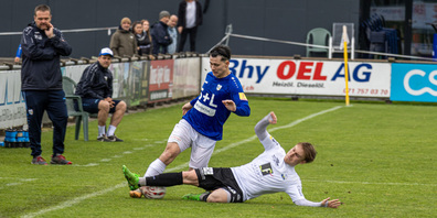 Cristian Navarro (rechts) im Dress des FC Widnau im Rückrundenspiel gegen Gossau. 