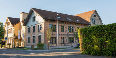 Bestechende Eleganz an dieser Wohn- und Gewerbeliegenschaft an der Säntisstrasse 1 / Bodanstrasse 19 in Kreuzlingen.