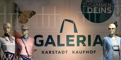 Düsseldorf (awp/reu) - Beim angeschlagenen Warenhausriesen Galeria Karstadt Kaufhof sollen weniger Filialen geschlossen werden als ursprünglich angekündigt. (Archivbild)