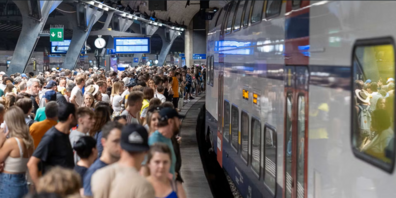 Bald soll ein viertes Gleis und ein neuer Tunnel am Bahnhof Stadelhofen für Entlastung sorgen.