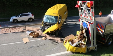 Im Kanton Zürich gibt es pro Jahr rund 300 Unfälle in Baustellenbereichen auf der Strasse. Im Bild: Unfall auf der Forchautobahn im Mai 2022.