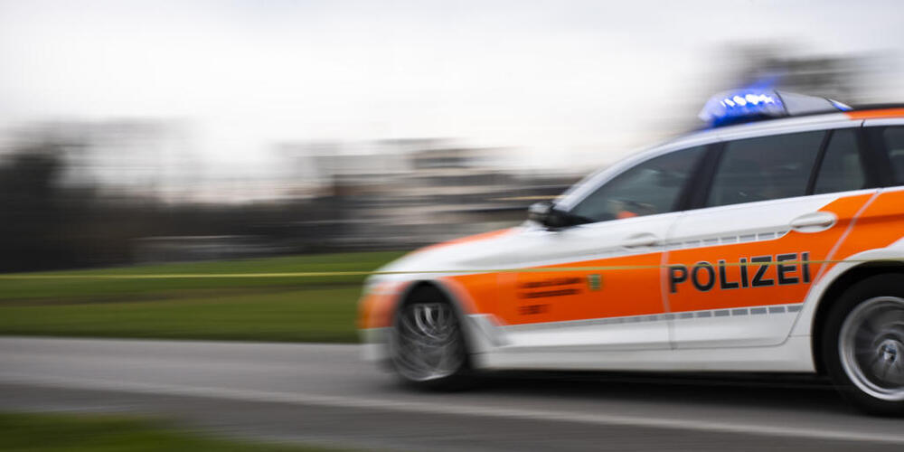 Die Kantonspolizei St. Gallen verfolgte in Rapperswil-Jona einen flüchtenden Motorradfahrer. (Symbolbild)