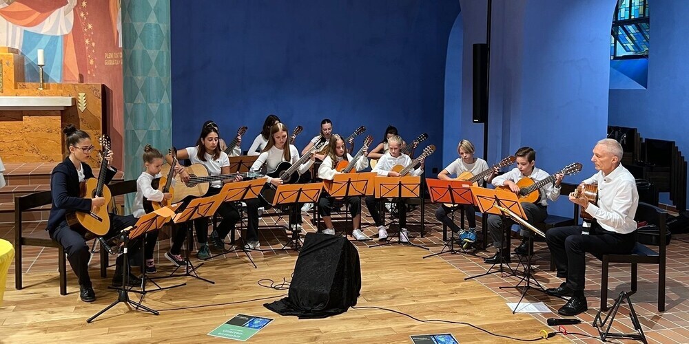 Das Gitarrenensemble Flying Notes wird beim Sommerkonzert auftreten.