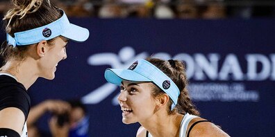 Erstes Turnier, erste Finalteilnahme. Das Beachvolleyball-Duo Tanja Hüberli und Leona Kernen hat allen Grund sich zu freuen.