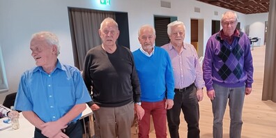 Im Bild: Die Kegler-Sieger bei der Preisverteilung.