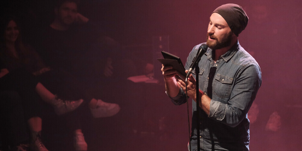 Marvin Suckut ist einer der Poeten der beim Wortlaut-Poetry Slam antritt