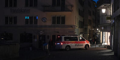 Nach einem Messerangriff am frühen Donnerstagmorgen im Zürcher Niederdorf stellte sich am Donnerstagnachmittag der mutmassliche Täter der Polizei.