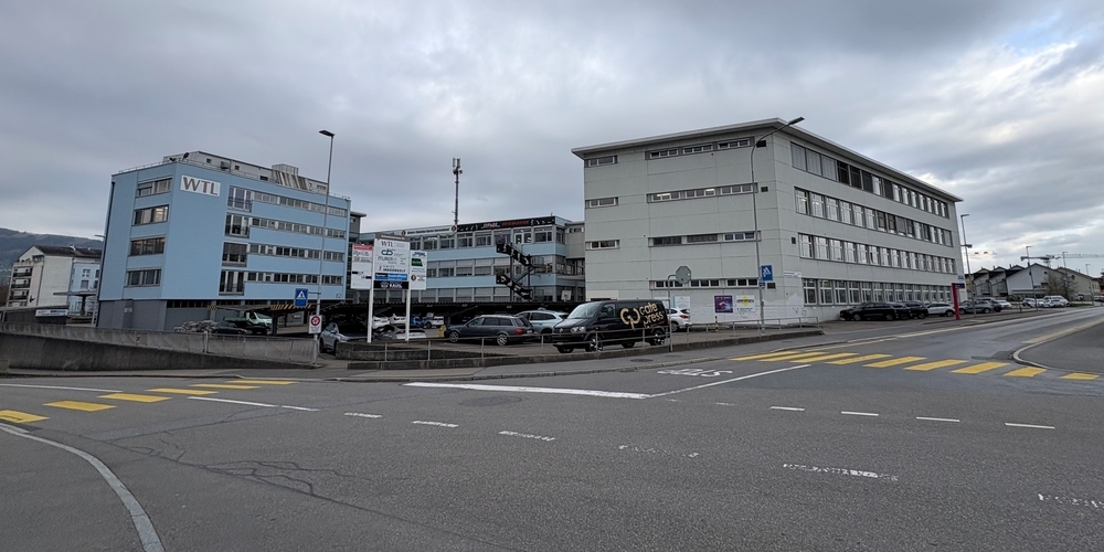 Beim BWZ-Neubau spricht vieles für den Standort WTL/»Hefli Meyer» (im Bild) und gegen das Lido.