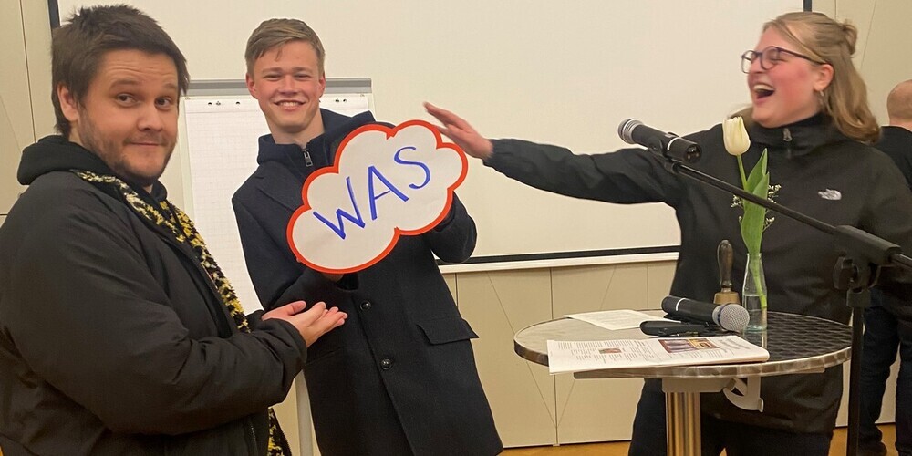 Was heisst es heute, jung zu sein? Die drei Slammer Pierre, Joah und Leva gaben am Diözesanforum Einblick in ihre Gedankenwelt. 