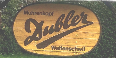 Das Schild des Familienunternehmens Dubler, bekannt für seine Mohrenköpfe.