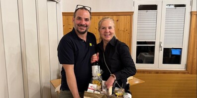 TCH-Präsident Marc Hug verabschiedet Ruth Schönleber aus dem Vorstand.