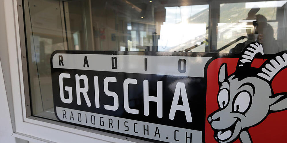 Der Zürcher Medienunternehmer Roger Schawinski und das Bündner Medienhaus Somedia kämpfen erbittert um einen Radiosender für Graubünden und um den Namen Radio Grischa. (Archivbild)